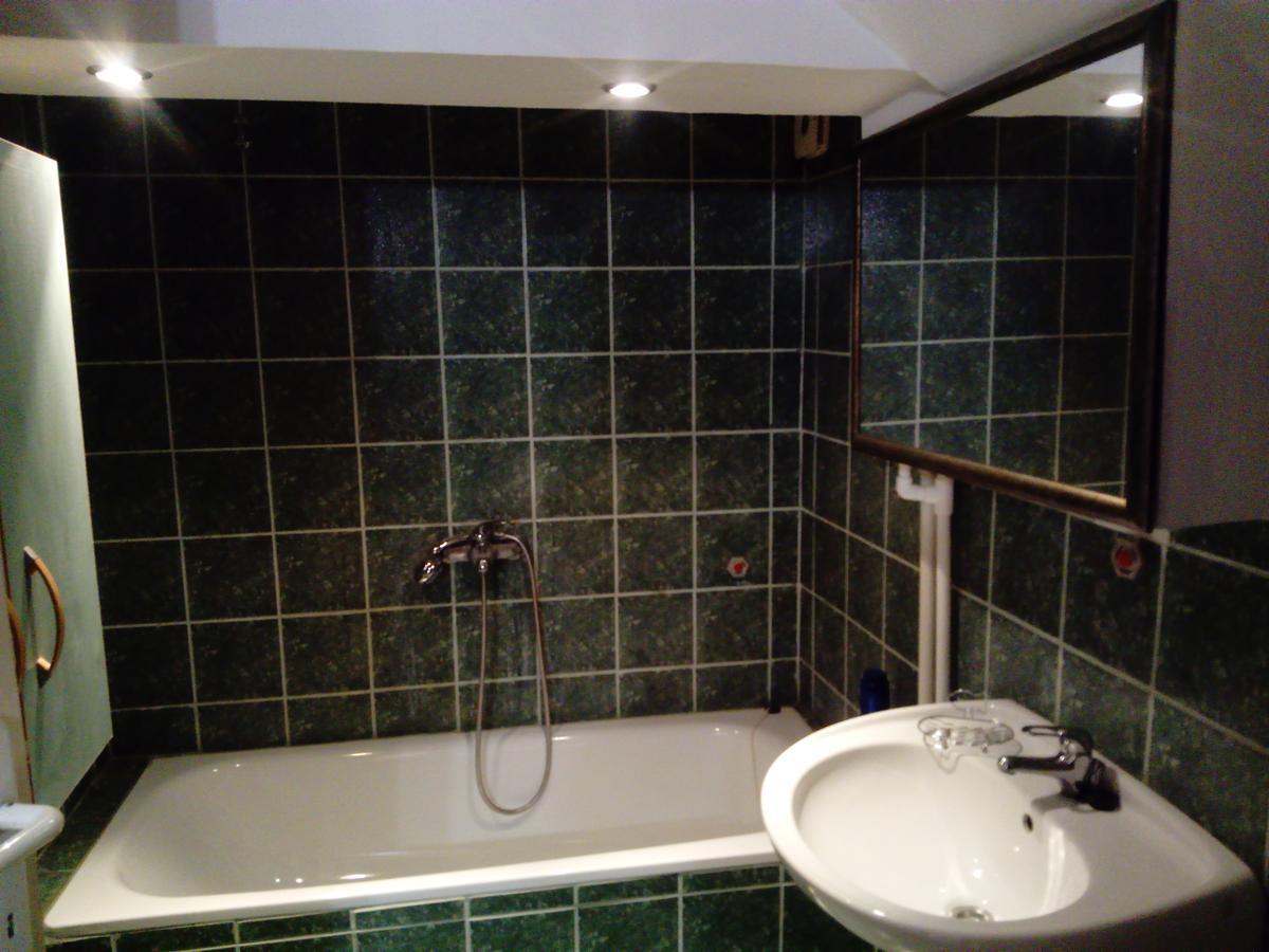 Jasmin White Apartment Skopje Ngoại thất bức ảnh