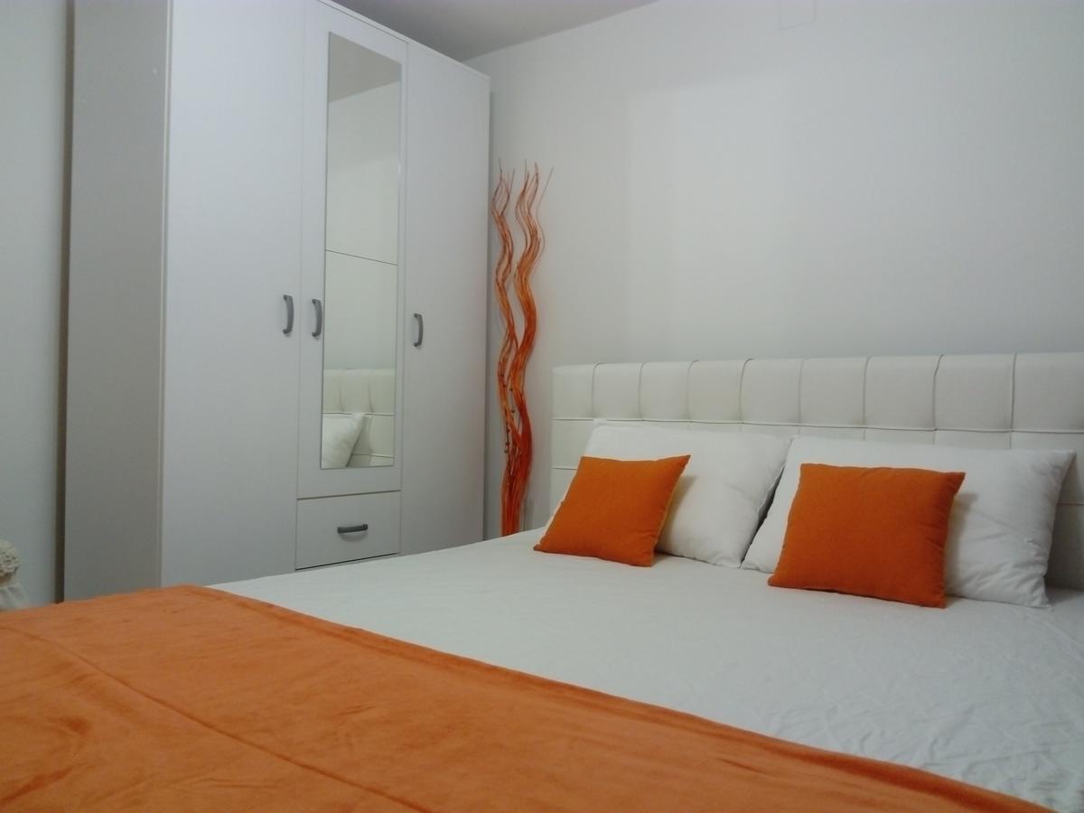 Jasmin White Apartment Skopje Ngoại thất bức ảnh