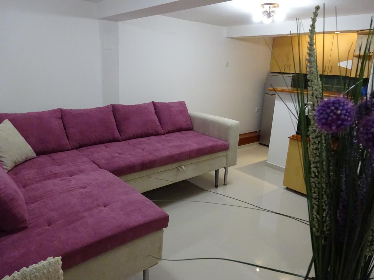 Jasmin White Apartment Skopje Ngoại thất bức ảnh