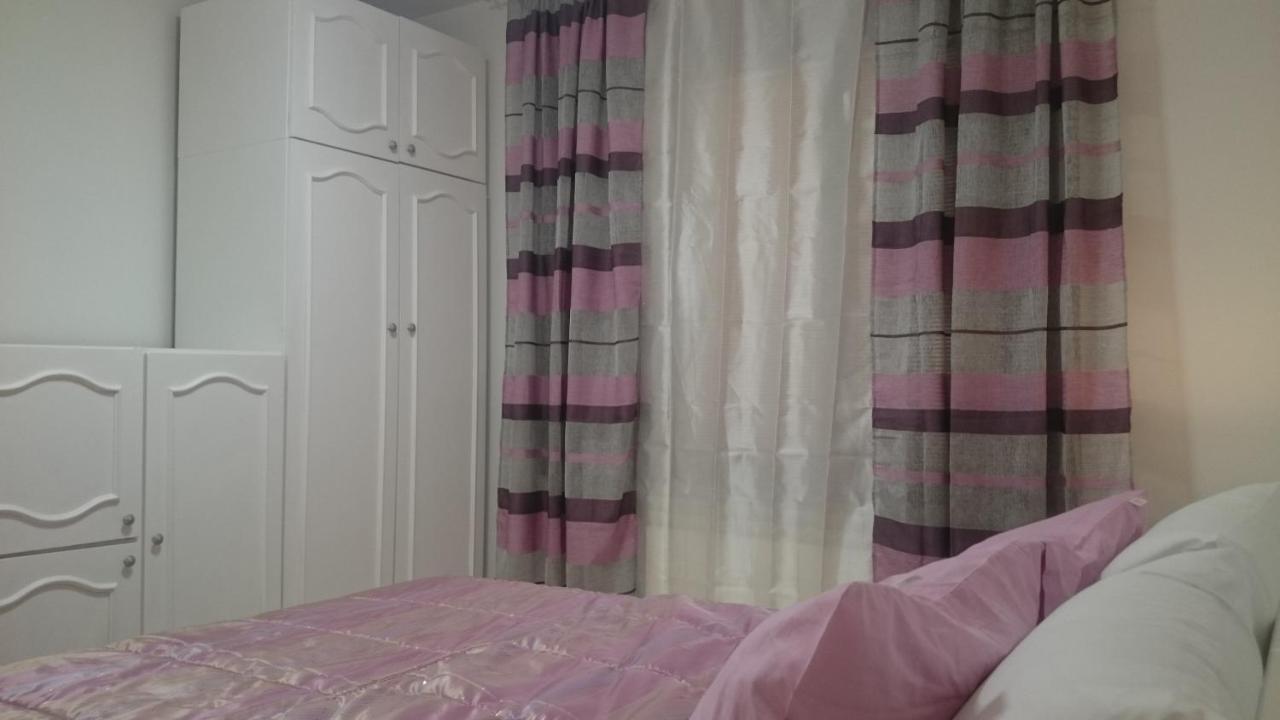 Jasmin White Apartment Skopje Ngoại thất bức ảnh