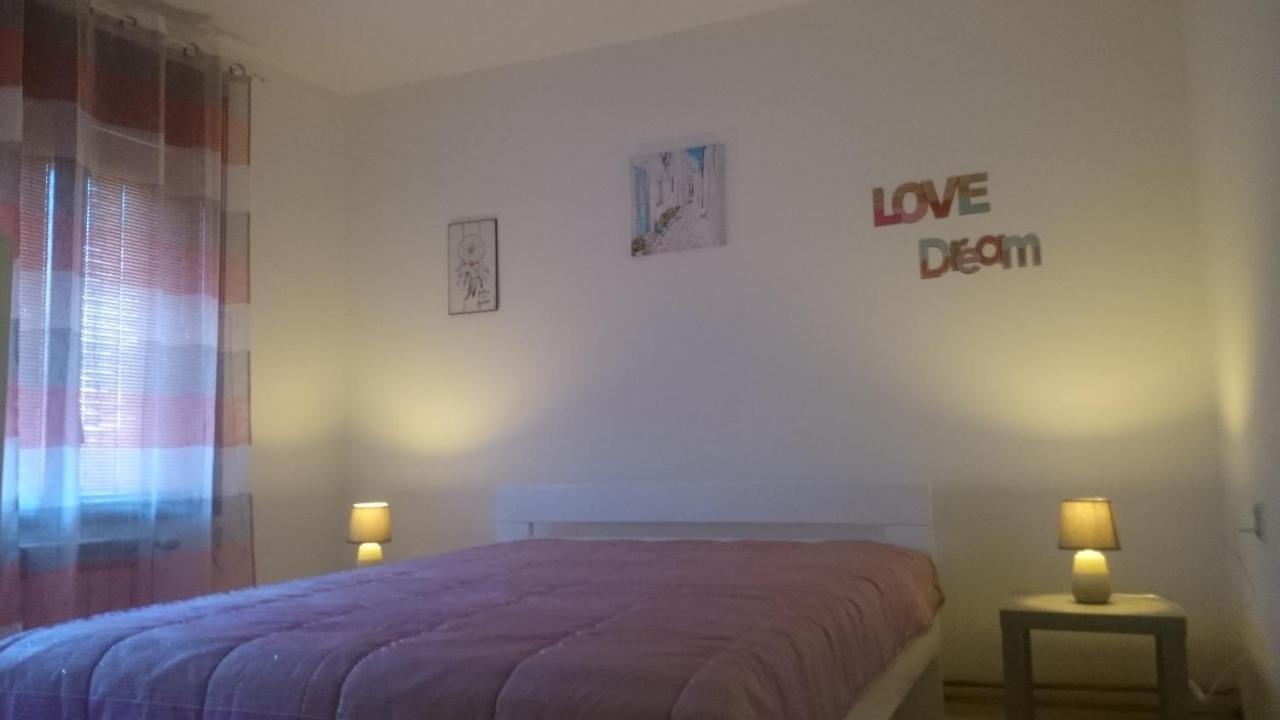 Jasmin White Apartment Skopje Ngoại thất bức ảnh