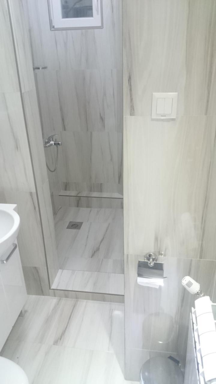 Jasmin White Apartment Skopje Ngoại thất bức ảnh