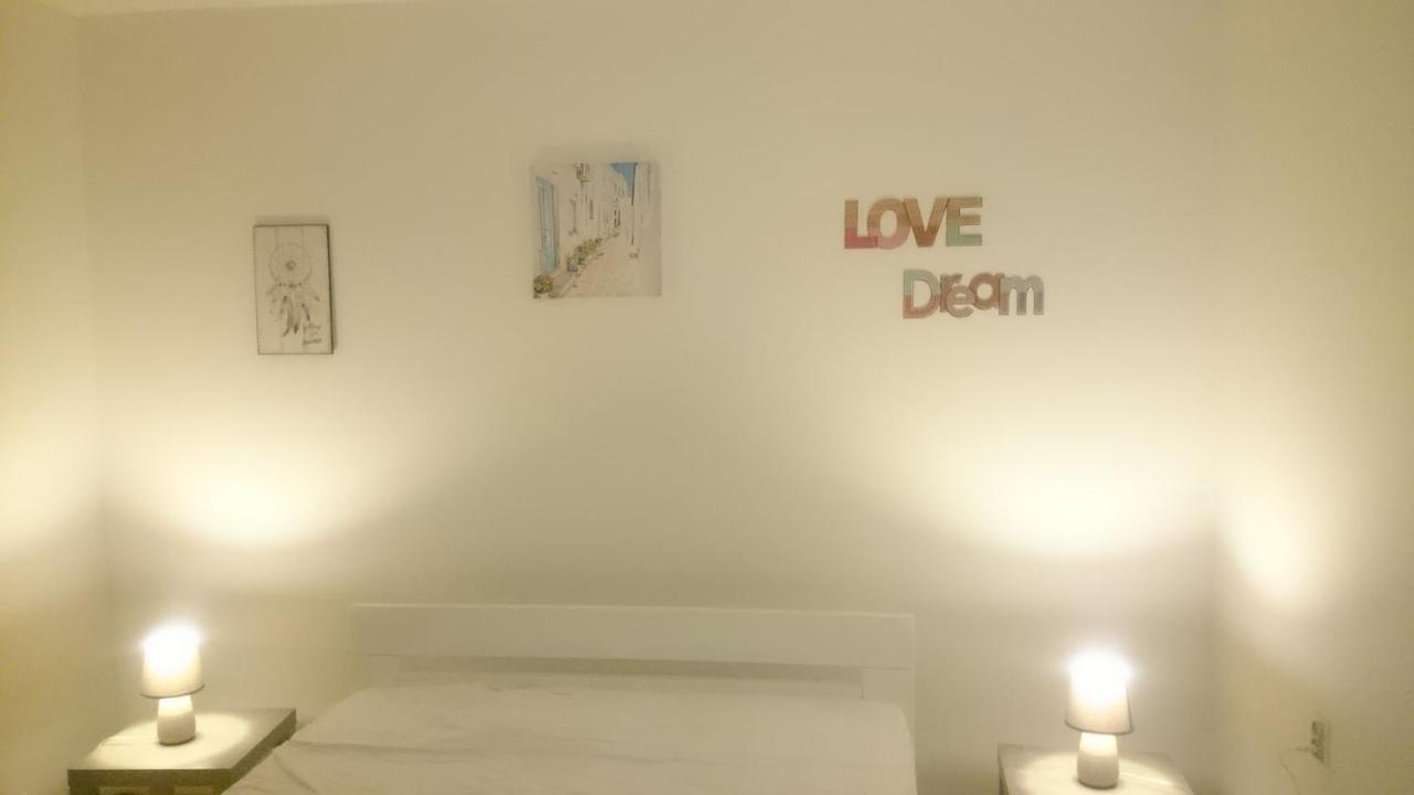 Jasmin White Apartment Skopje Ngoại thất bức ảnh