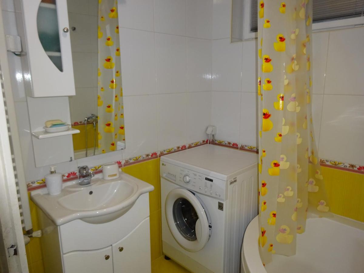 Jasmin White Apartment Skopje Ngoại thất bức ảnh